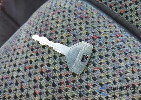 1998 Dodge Ram 1500 St from USA, damaged, VIN 1B7HC13Y9WJ184147